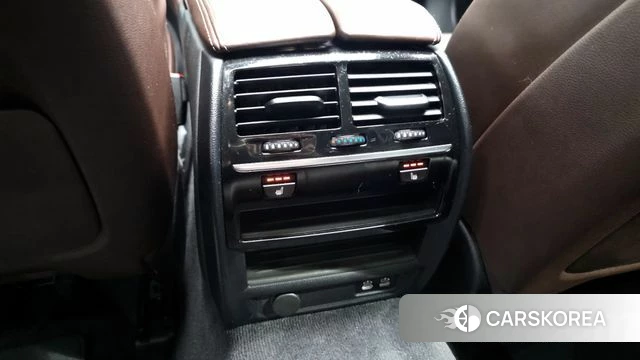 BMW 5 Series (G30) id 4410598 из Кореи 10
