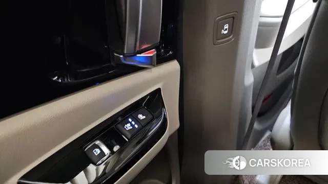 Kia Carnival 4th generation id 3160190 из Кореи 10