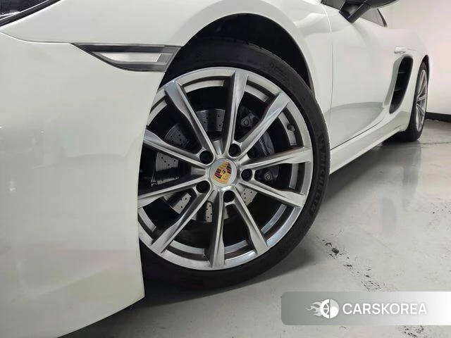 Porsche 718 Cayman id 4856479 из Кореи 10