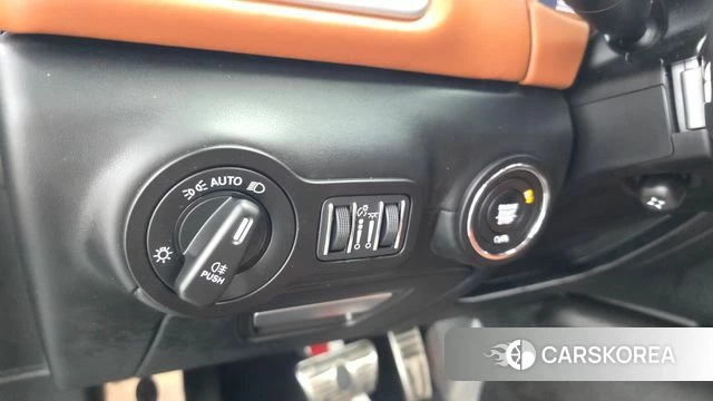 Maserati Ghibli id 4524685 из Кореи 10