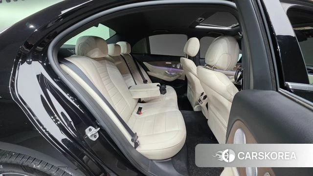 Mercedes-Benz E-Class W213 id 3954712 из Кореи 10