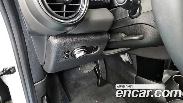 Mini Cooper S id 2658788 из Кореи 10