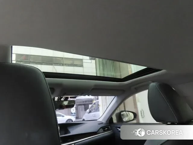 Lexus New ES300h id 3617402 из Кореи 10