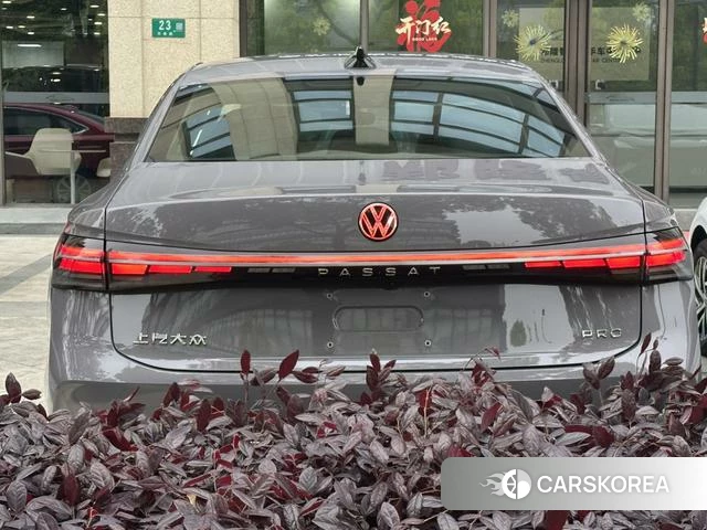Volkswagen Passat id 4238216 из Китая 10