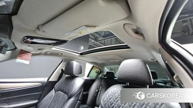 BMW 5 Series (G30) id 3845385 из Кореи 10