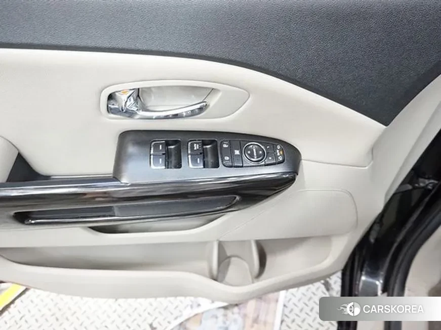 Kia The New Carnival id 1940104 из Кореи 10