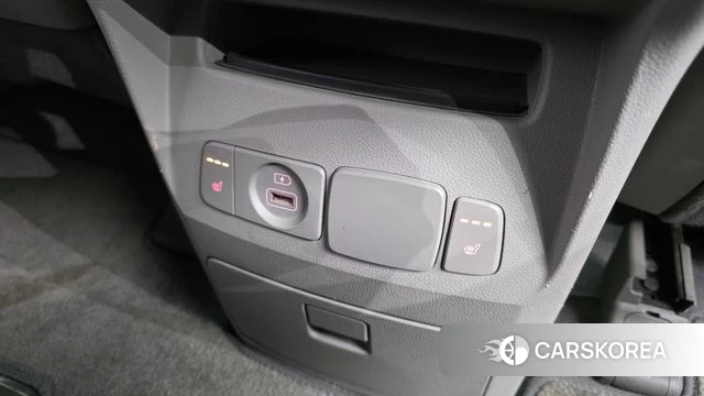 Kia The New Carnival id 4471453 из Кореи 10