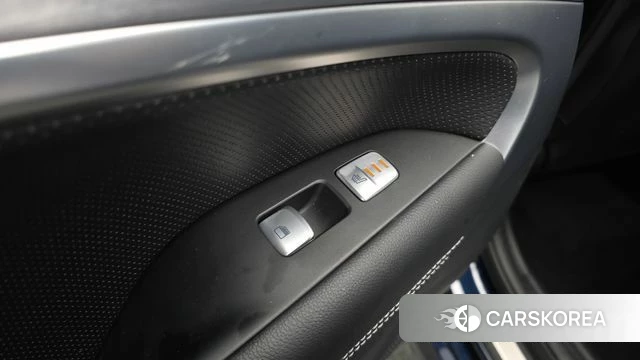 Genesis G70 id 3899307 из Кореи 10