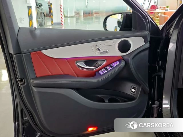 Mercedes-Benz GLC Coupe id 4238408 из Китая 10
