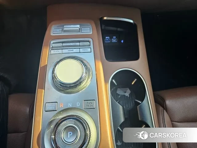 Genesis GV70 id 3503715 из Кореи 10