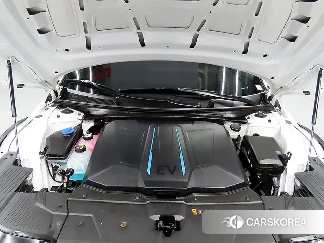 Hyundai Ionic 5 id 3411708 из Кореи 10