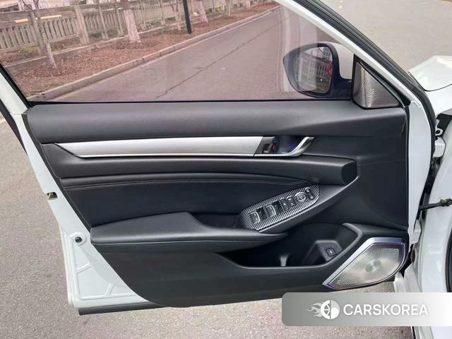 Honda Accord id 3889849 из Китая 10