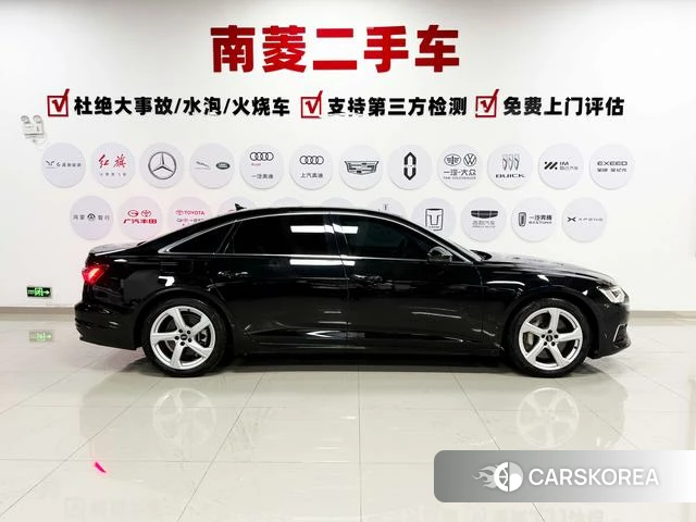 Audi A6L id 4279246 из Китая 10