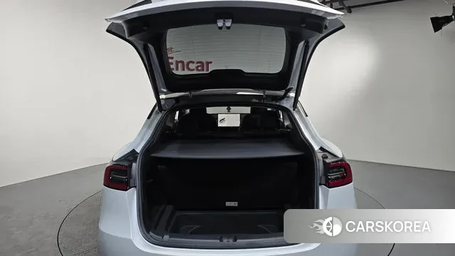 Tesla Model Y id 3599928 из Кореи 10