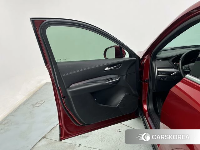 Cadillac XT4 id 4213303 из Китая 10