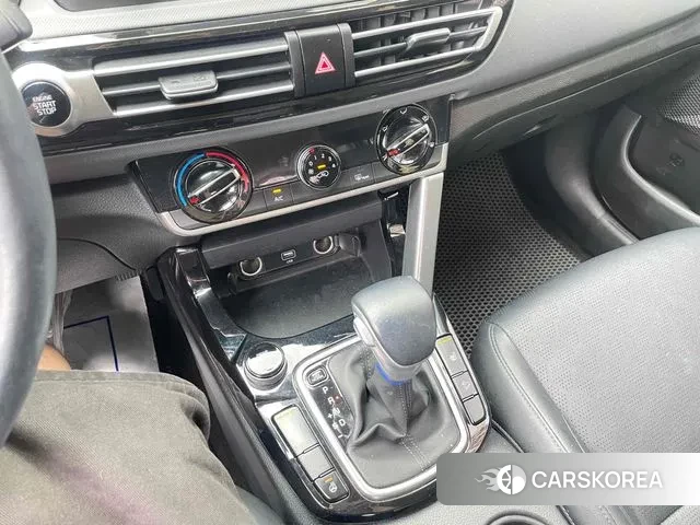 Kia Seltos id 3044405 из Кореи 10