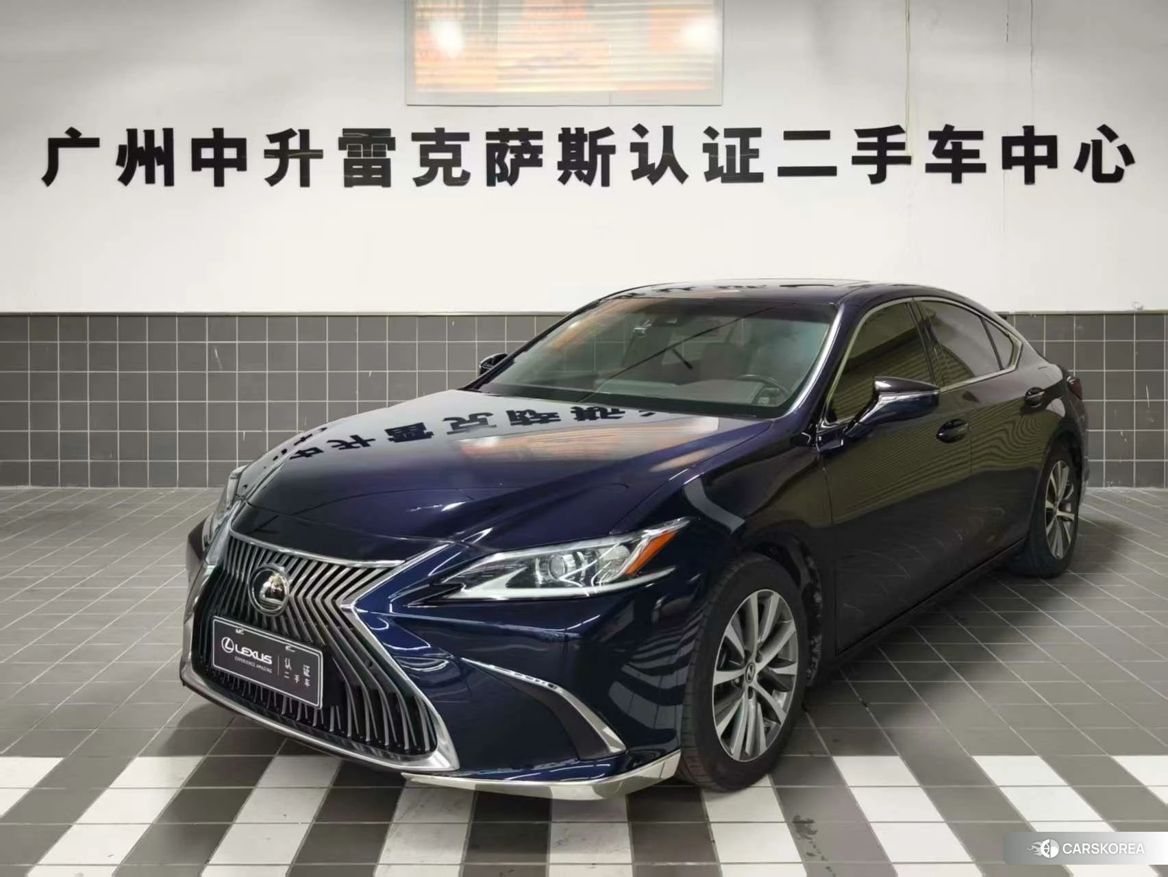 Lexus ES id 4420425 из Китая 10