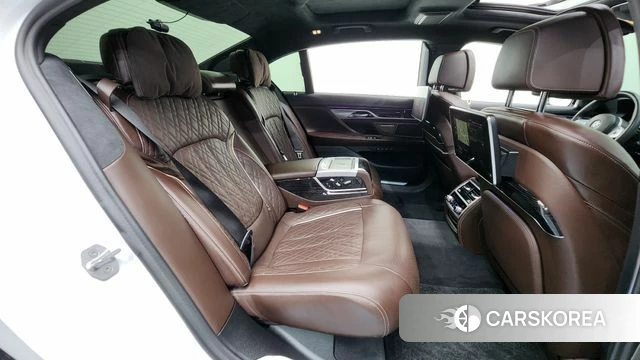 BMW 7 Series (G11) id 3924043 из Кореи 10