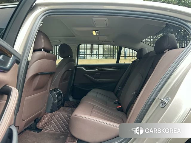 BMW 5 series id 4221423 из Китая 10