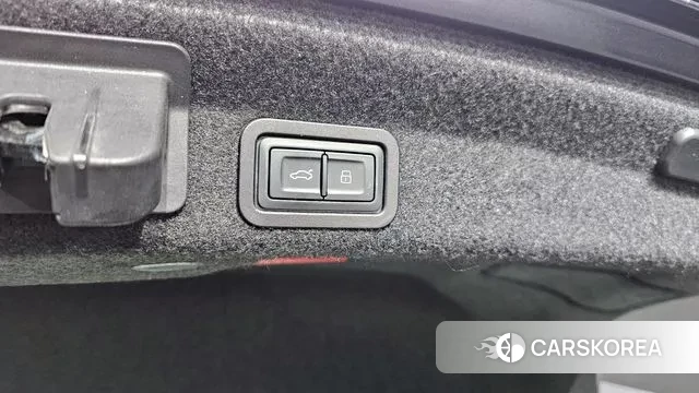 Audi A6 (C8) id 3444220 из Кореи 10