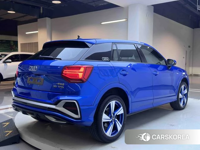 Audi Q2L id 4336096 из Китая 10