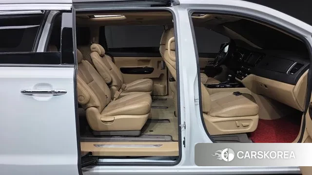 Kia The New Carnival id 3449587 из Кореи 10