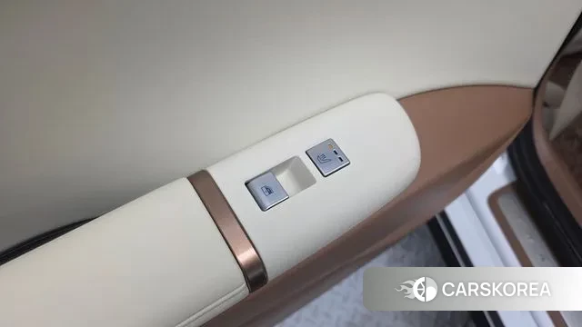 Hyundai Grandeur (GN7) id 3634506 из Кореи 10