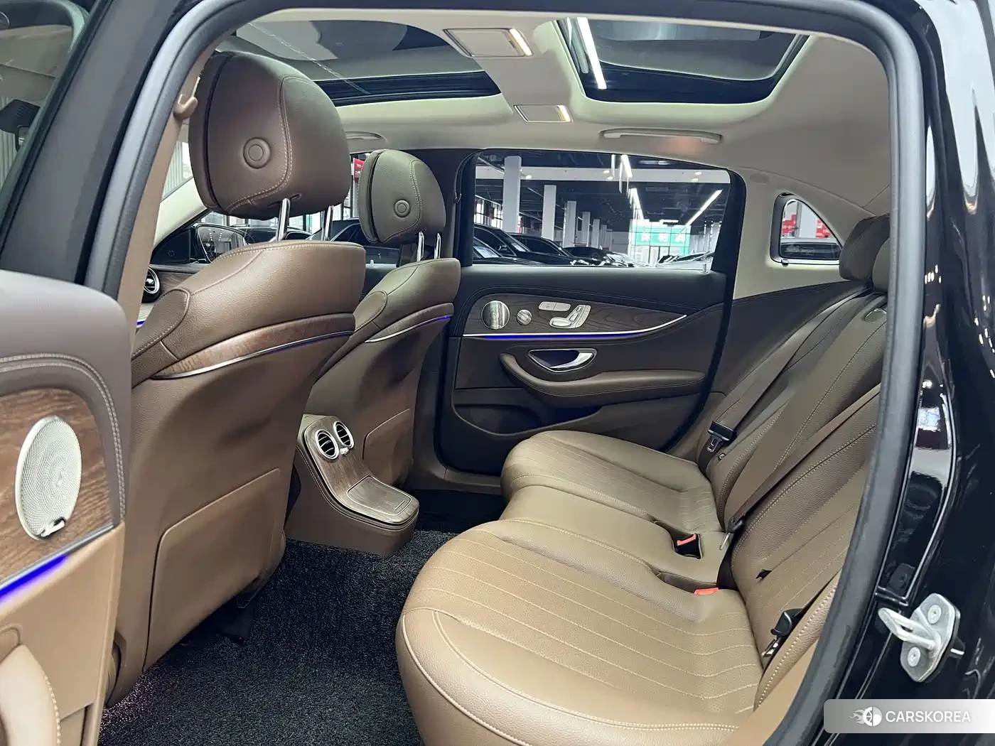 Mercedes-Benz E-Class id 4628972 из Китая 11