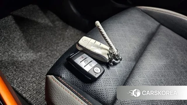 Kia Stonic id 3593315 из Кореи 10