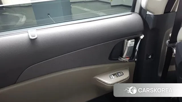 Kia The New Carnival 4th Generation id 3365591 из Кореи 10