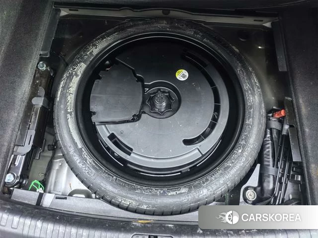 Audi A6L id 4261609 из Китая 10