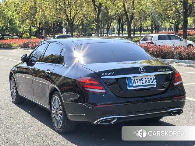 Mercedes-Benz E-class id 4221748 из Китая 10