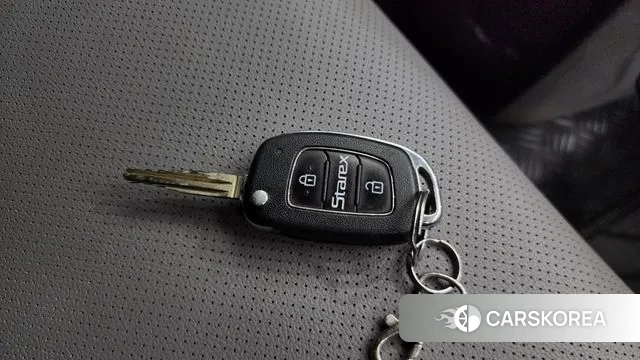 Hyundai The New Grand Starex id 3484898 из Кореи 10