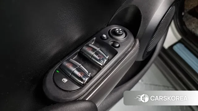 Mini Cooper id 3033263 из Кореи 10