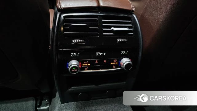 BMW 5 Series (G30) id 3845960 из Кореи 10