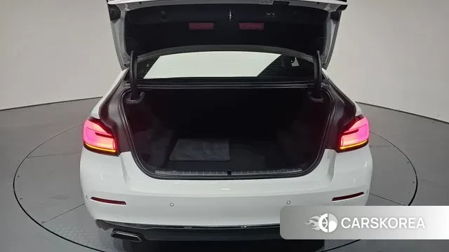 BMW 5 Series (G30) id 3243002 из Кореи 10