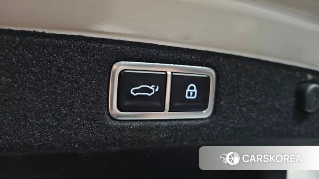 Hyundai Grandeur (GN7) id 4381636 из Кореи 10