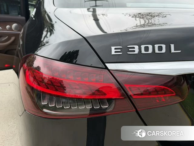 Mercedes-Benz E-class id 4336156 из Китая 10