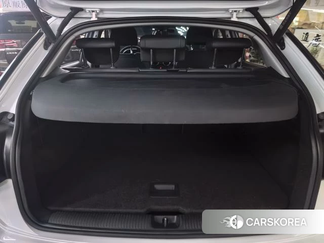 Audi Q2L id 4263300 из Китая 10