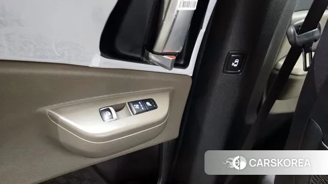 Kia The New Carnival 4th Generation id 3206768 из Кореи 10