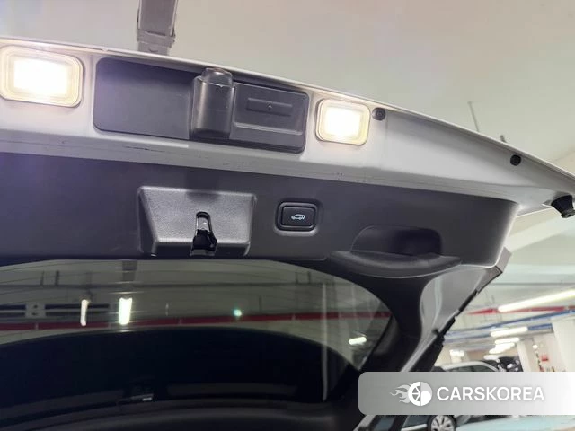 Hyundai Ionic 5 id 4899345 из Кореи 10