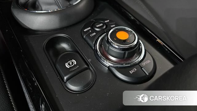 Mini Cooper Clubman id 4231943 из Кореи 10