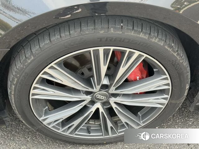 Audi A6L id 4259529 из Китая 10