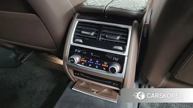 BMW 7 Series (G11) id 3417398 из Кореи 10