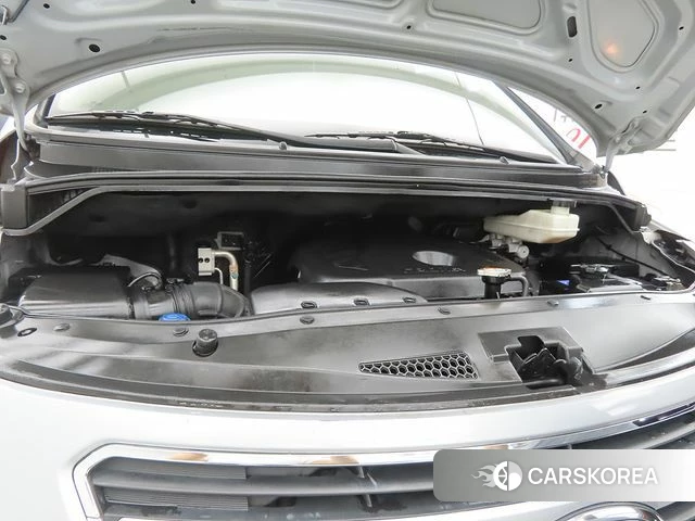 Hyundai Grand Starex id 4521067 из Кореи 10
