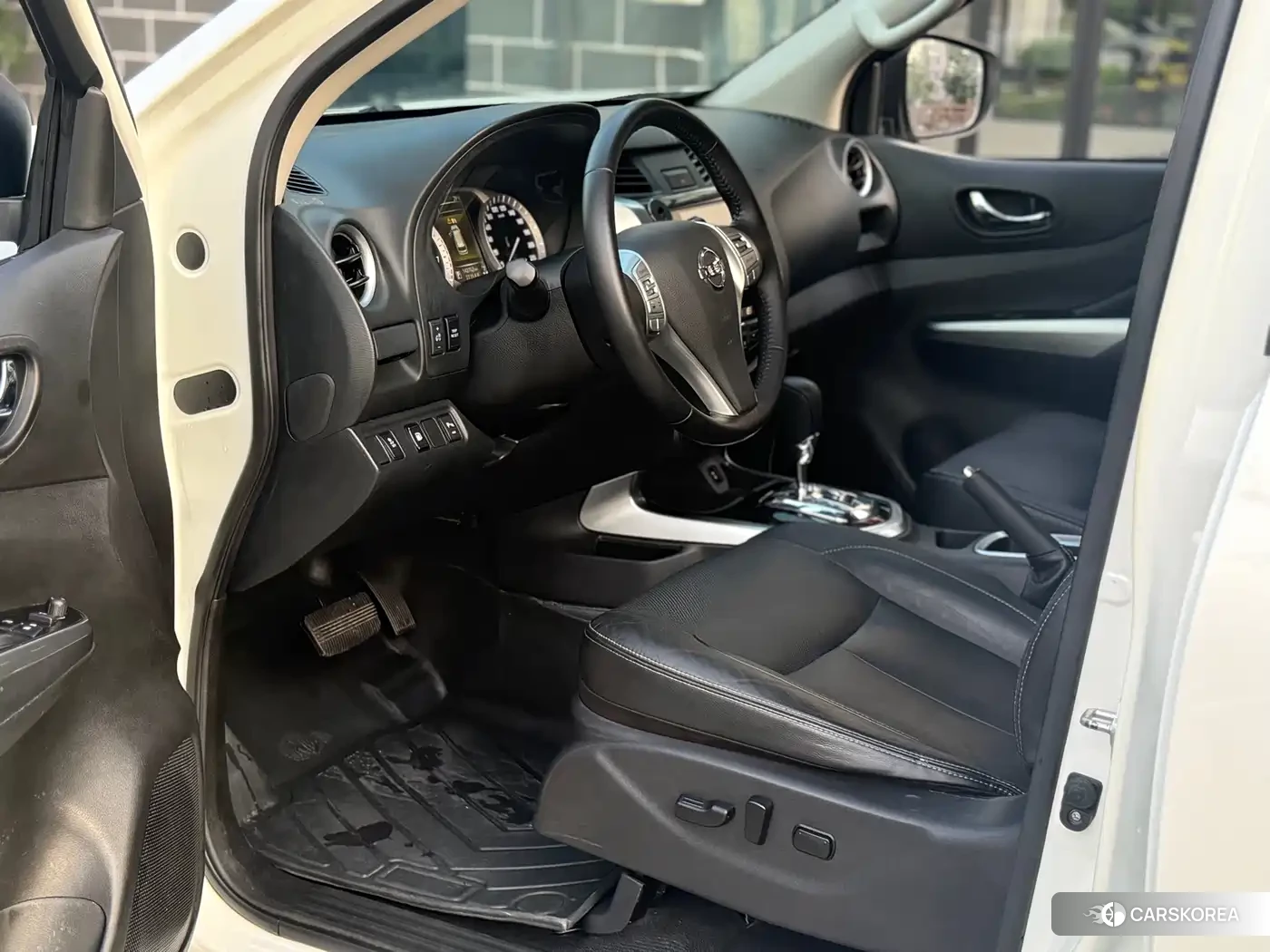 Nissan Terra id 4607119 из Китая 10