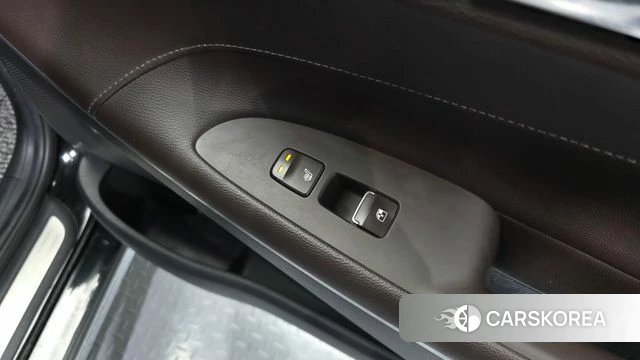 Hyundai The New Grandeur IG id 3916352 из Кореи 10