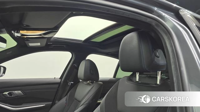 BMW 3 Series (G20) id 3904099 из Кореи 10