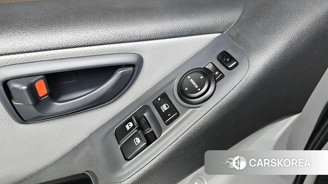 Hyundai The New Grand Starex id 4563222 из Кореи 10