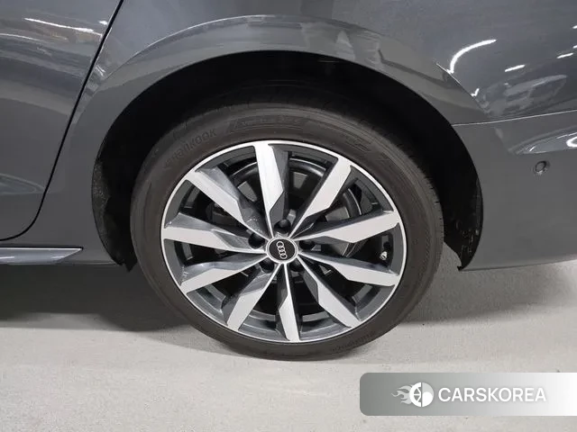 Audi A4 (B9) id 3457893 из Кореи 10